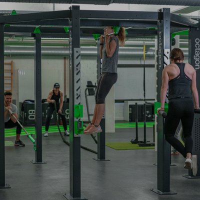 Training im Fitnessstudio von Punch Fitness Essen