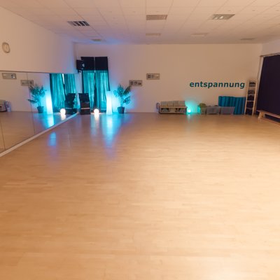 Entspannungsbereich im Fitnessstudio von Punch Fitness Essen